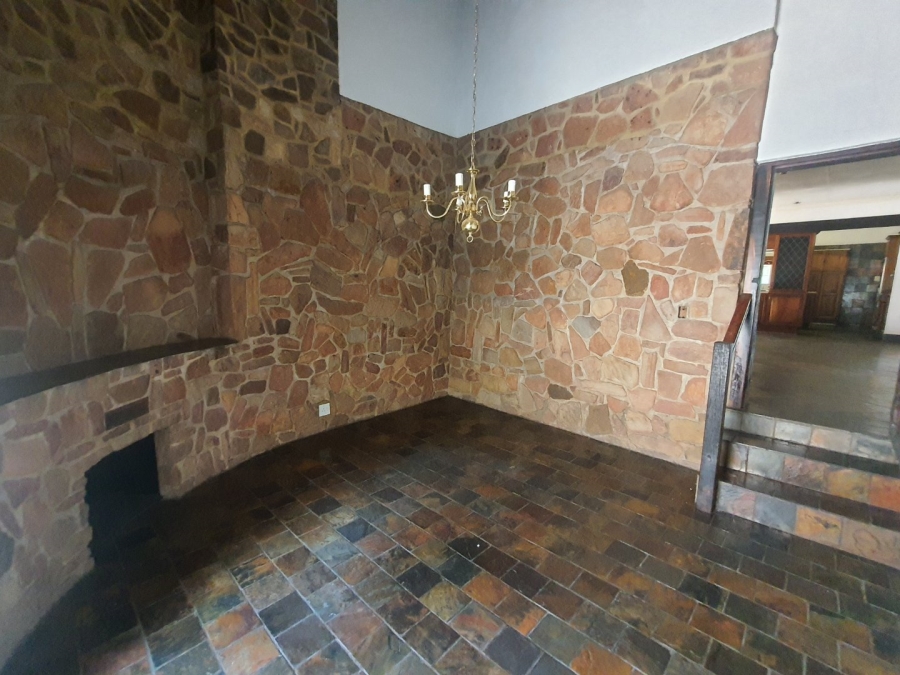 To Let 5 Bedroom Property for Rent in Hartbeespoort Rural North West